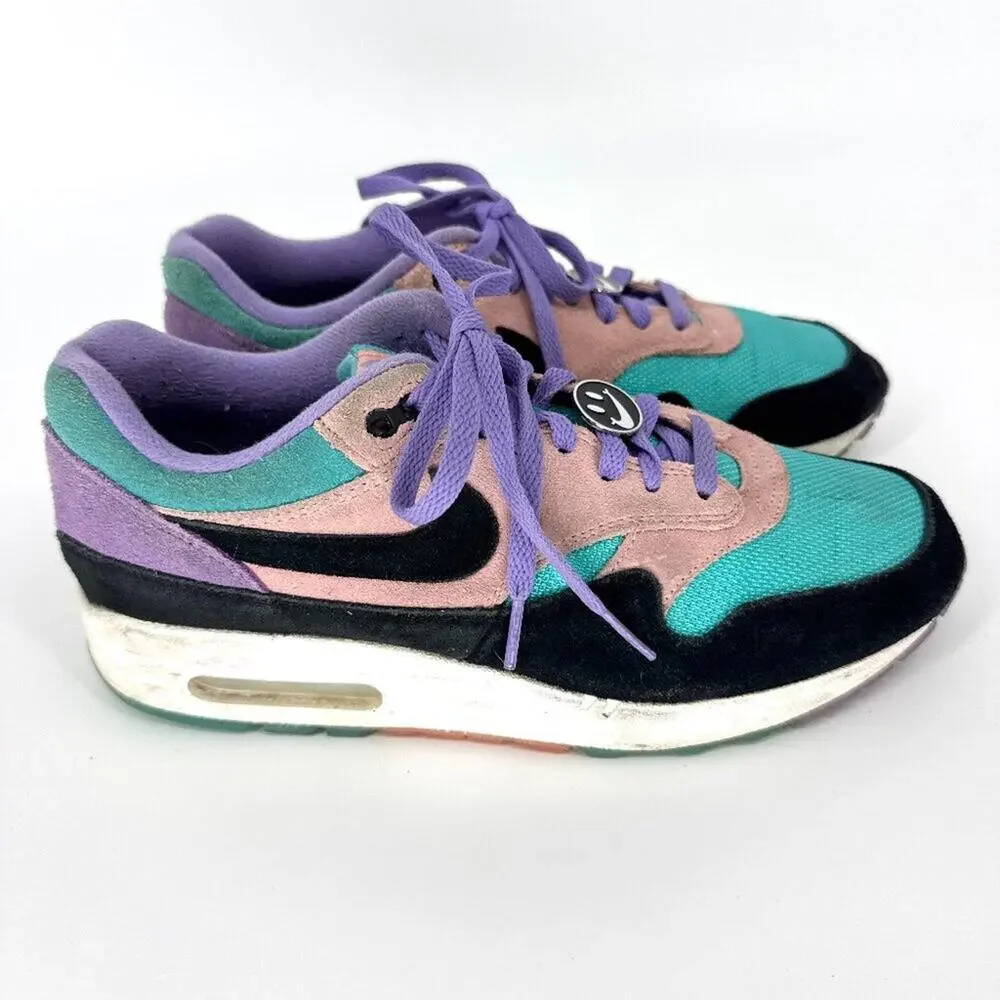 Nike Air Max 1 Have a Nike Day Space Purple Black Bleached Coral Size 9